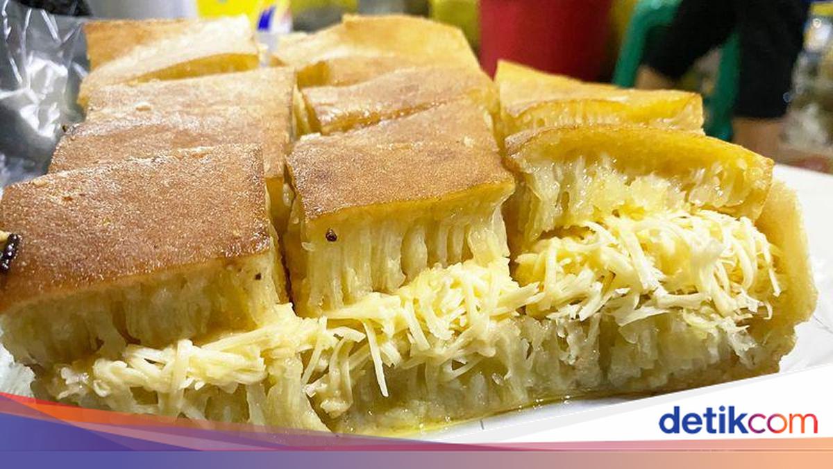 Martabak RHD: Manisnya Kebahagiaan di Jantung Cilacap